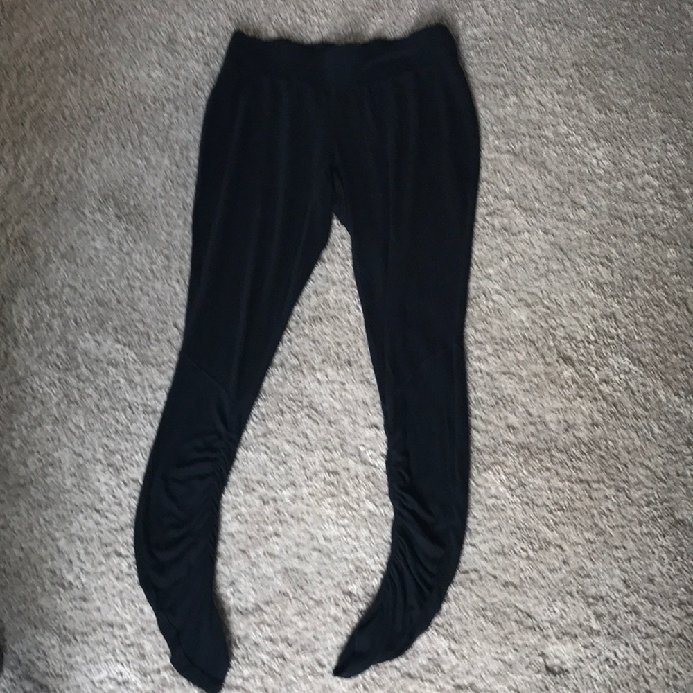 Athlete Restore Slim Ruched Pants - Picture 3 of 5
